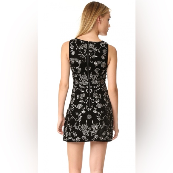 NWT Dress by Alice + Olivia Black Velvet Lindsey Pouf Dress (Sz 4) - Picture 3 of 13